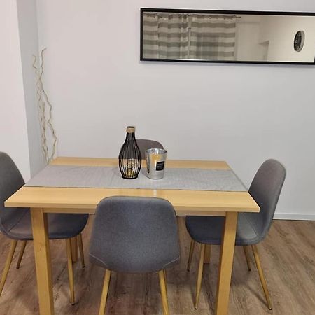 Apartman Simic Lejlighed Osijek Eksteriør billede